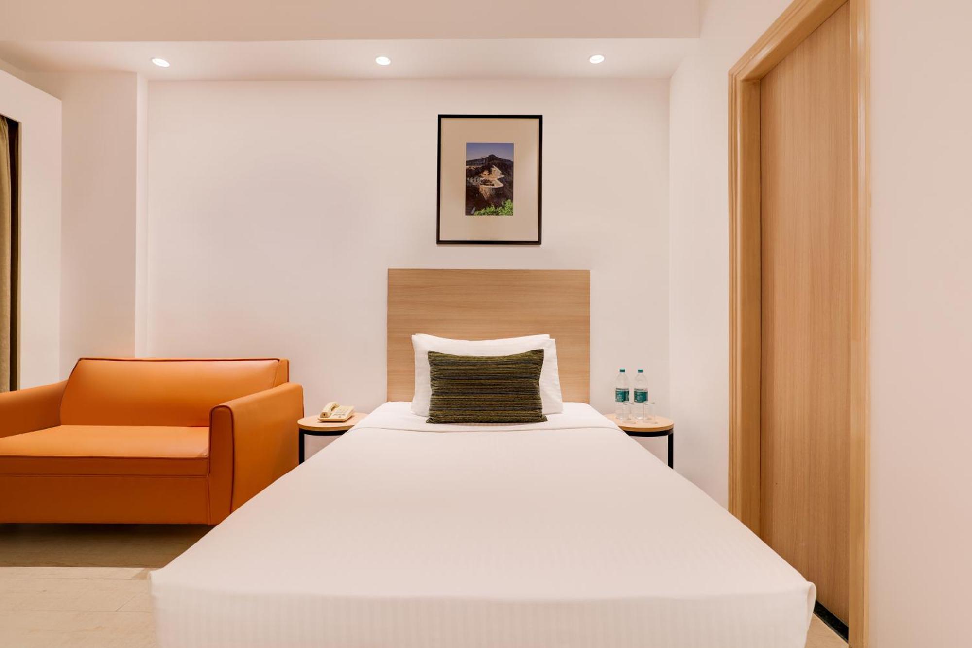 Lemon Tree Hotel Hinjewadi Pune Hinjawadi Buitenkant foto