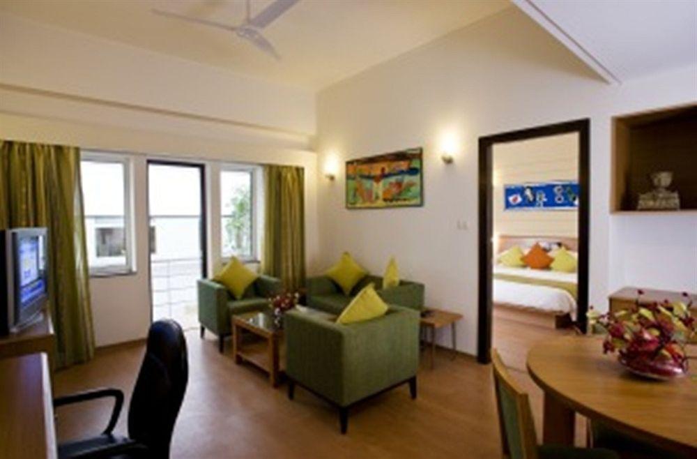 Lemon Tree Hotel Hinjewadi Pune Hinjawadi Buitenkant foto